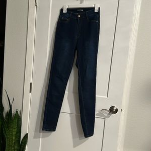 Fashion nova dark wash jeans size 5